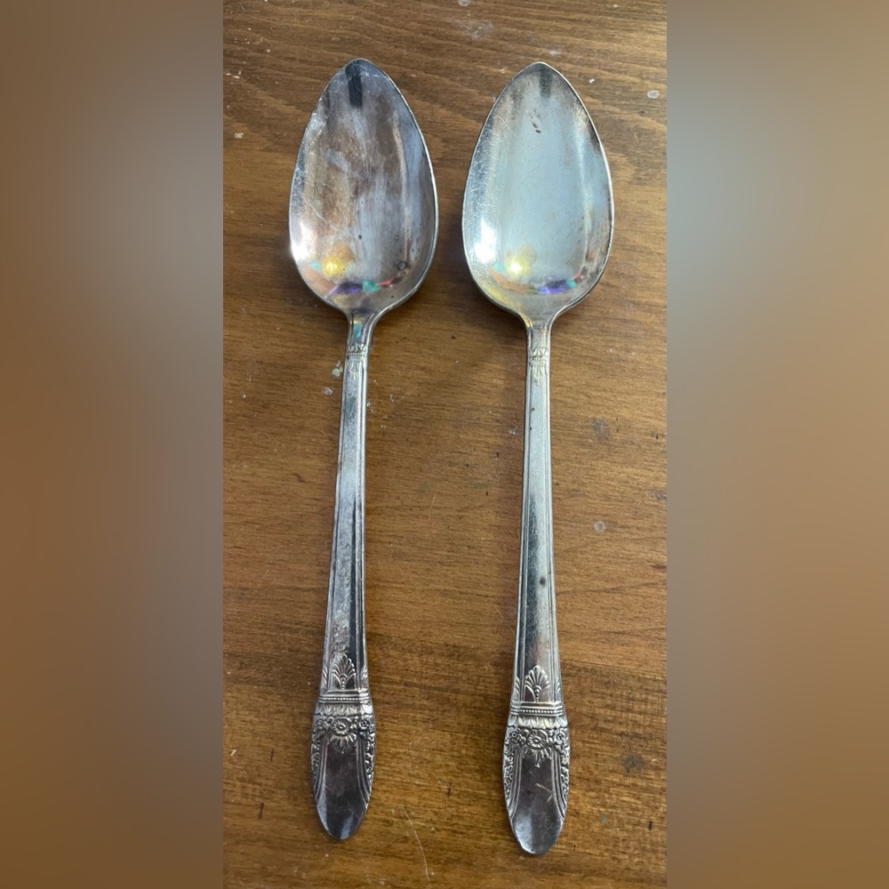 2 SERVING SPOON! Vintage 1847 ROGERS INT'L silverplate: FIRST LOVE pattern: EXC